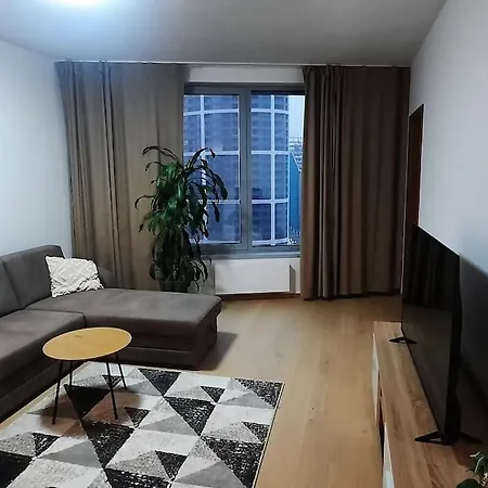 Sky-park Flat&parking Διαμέρισμα