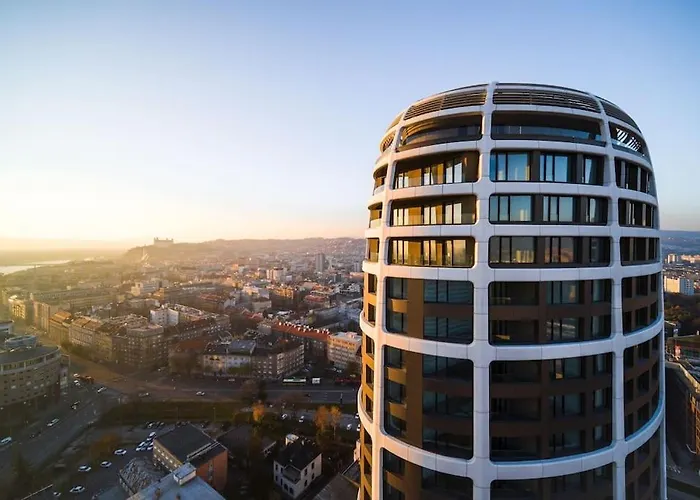 Sky-park Flat&parking Lägenhet Bratislava